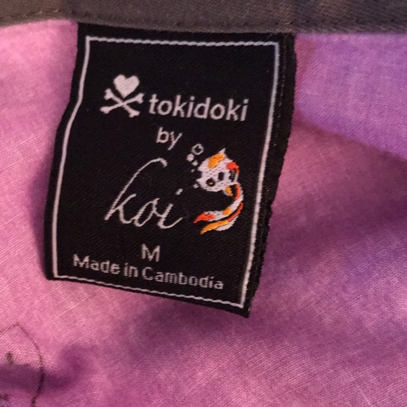 Tokidoki Purple Scrub Top Size Medium - Picture 3 of 4
